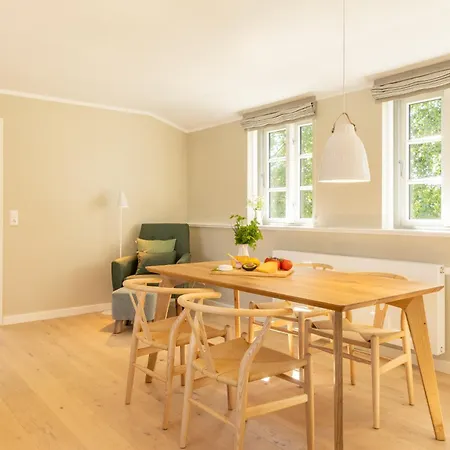 Adas Hues - 6 Apartment *